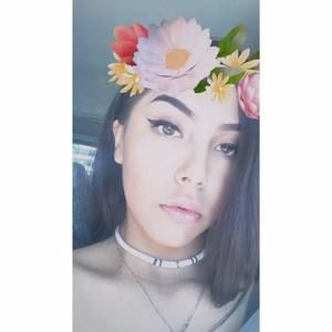 Meet your Posher, Carolina