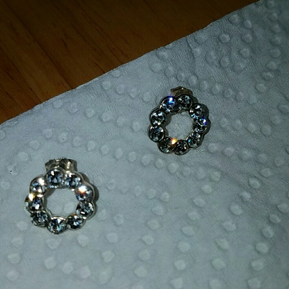 Faux stone earrings - Picture 1 of 2