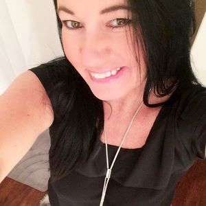 Meet your Posher, Robin