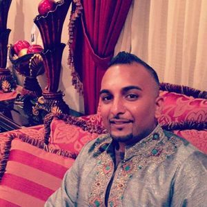 Meet your Posher, Safraz