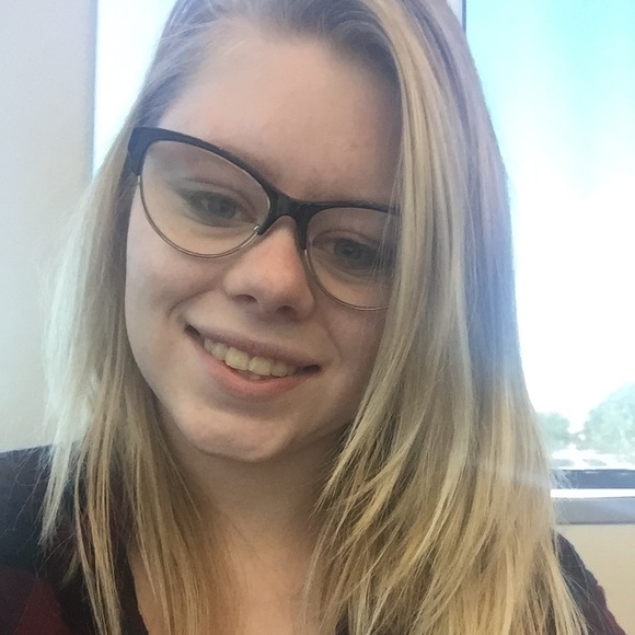 Meet your Posher, Karly