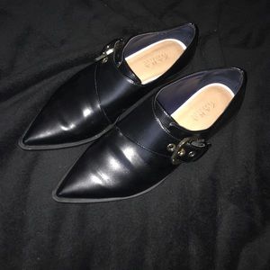 ZARA TRAFALUC pointy toe flats