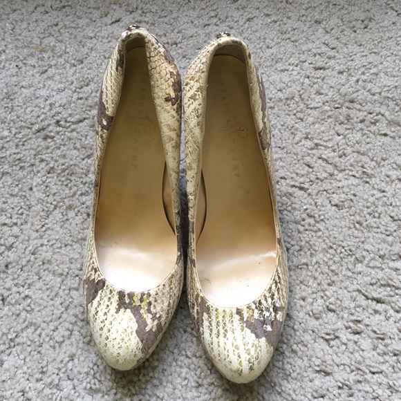 Ivanka Trump Pinksy pumps