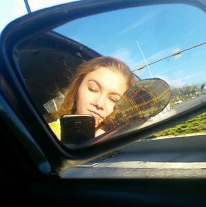 Meet your Posher, Kayleen