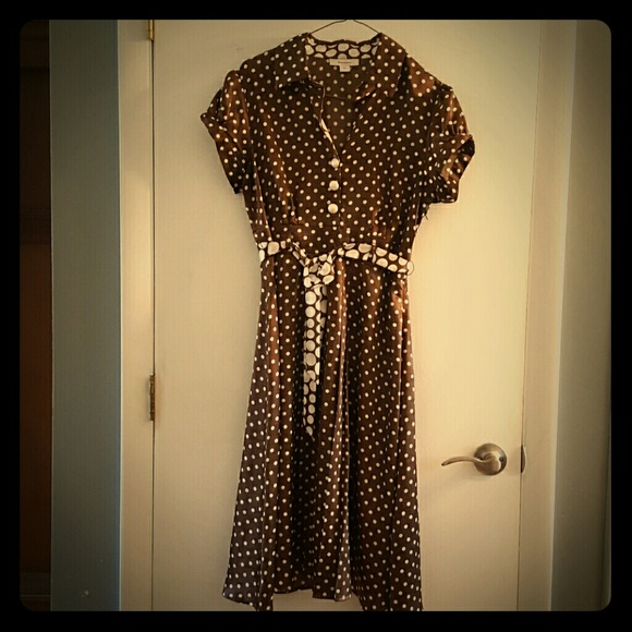 Gorgeous brown with white polka dots vintage style