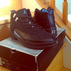 Air Jordan 12 Nubucks size 10.5