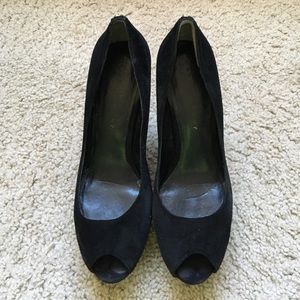 Ivanka Trump Maggie black suede pumps