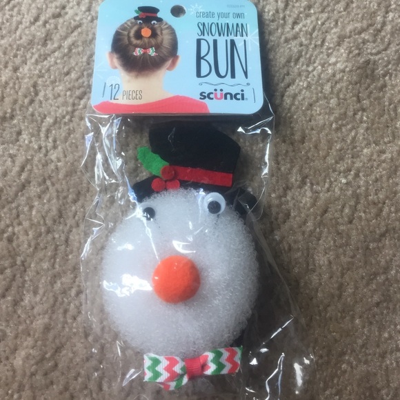 Scunci Accessories Diy Nwt Snowman Bun Poshmark See more ideas about snowman, snowman cartoon, raymond briggs. poshmark