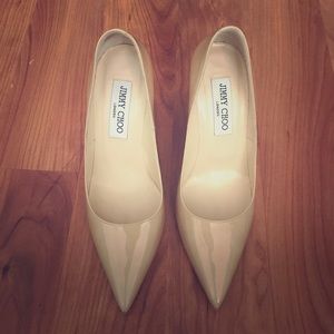 Jimmy Choo "Abel" beige patent shoes