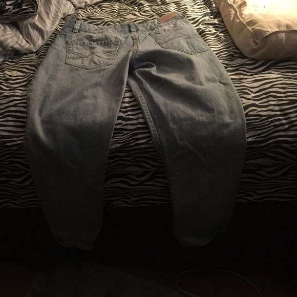 Jeans - Picture 2 of 3