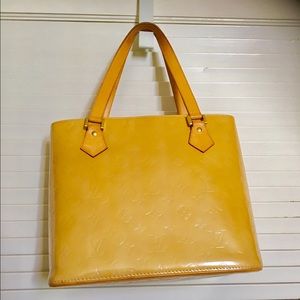 Louis Vuitton. Houston  Vernis  Yellow Tote  bag