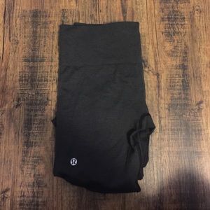 Like new lululemon crop leggings