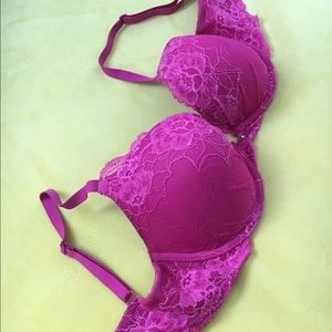 Beautiful bra fucsia
