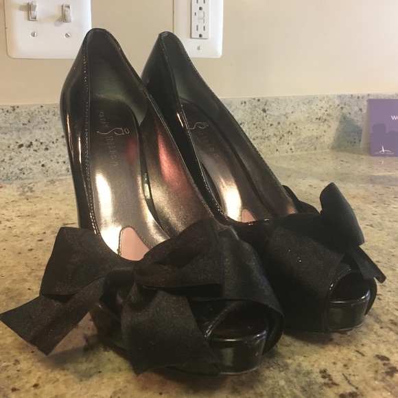 Paris Hilton Black Heels W/ Bow