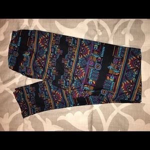 NWT Lularoe OS Tribal Leggings