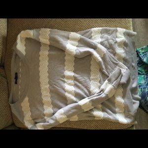 American Eagle sweater