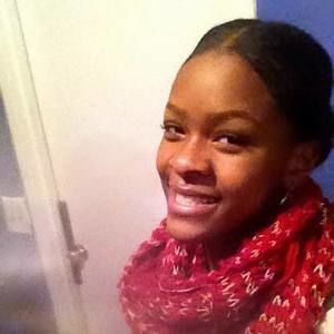 Meet your Posher, Kaya