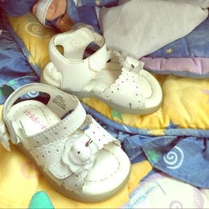 Stride Rite Popsicle white leather toddler 4 🐶🐰☄