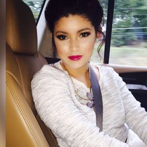 Meet your Posher, Lourdes