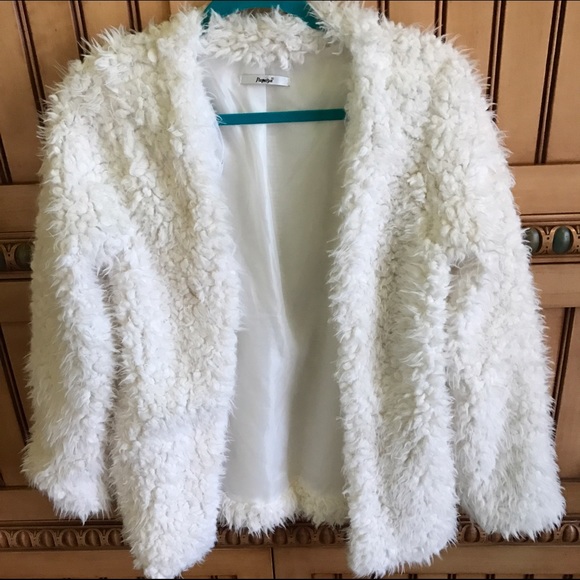 LF Jackets & Blazers - Fuzzy jacket