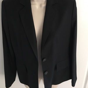 Women's blazer Anne Klein black size 6