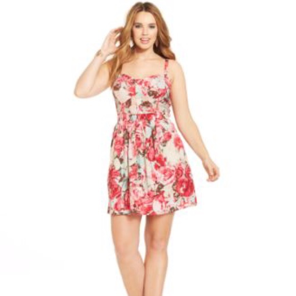 Plus size Jessica Simpson floral dress