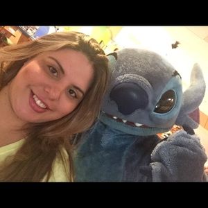 Meet your Posher, Mercedes