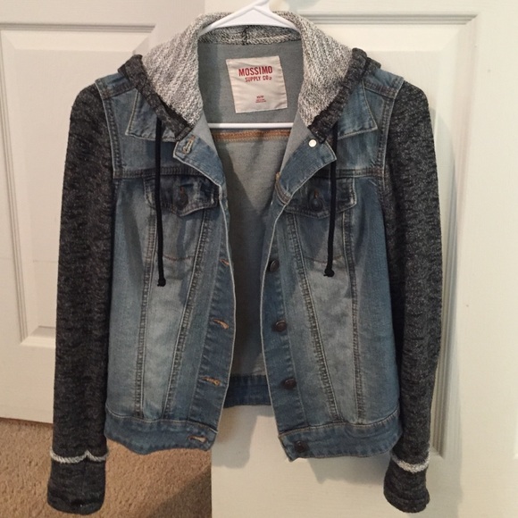 🚫SOLD🚫 Hooded jacket