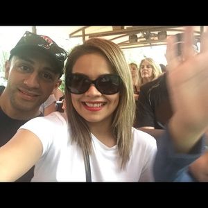 Meet your Posher, Denise