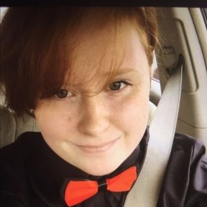 Meet your Posher, Rebecca