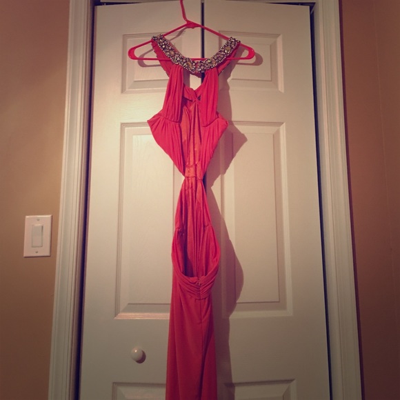 PROM DRESS! - Picture 1 of 3