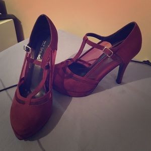 Call it spring size 7 burgundy