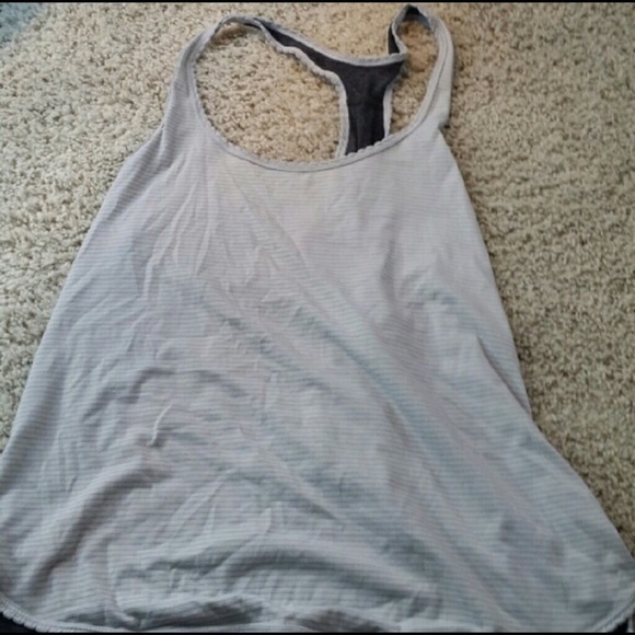 Lululemon tank size 8