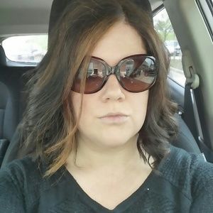 Meet your Posher, Kristin