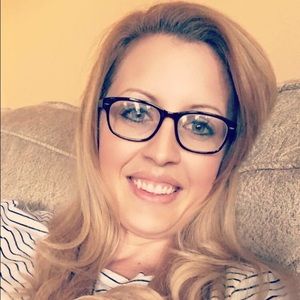 Meet your Posher, Candice