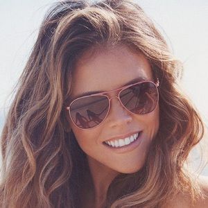 Meet your Posher, Lexi