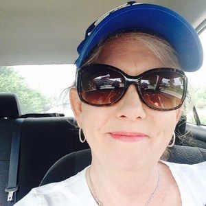 Meet your Posher, Gina