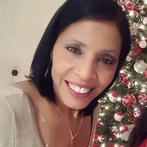 Meet your Posher, Ana