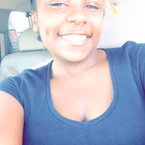 Meet your Posher, Lorryn