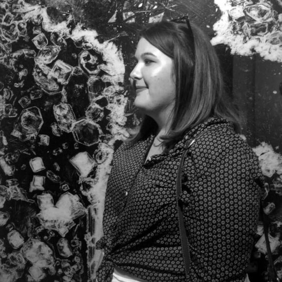 Meet your Posher, Miranda - Picture 1 of 1