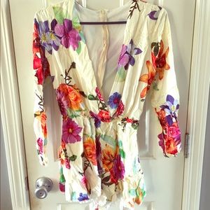Floral long sleeve romper!