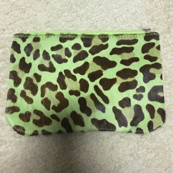 Green leopard clutch