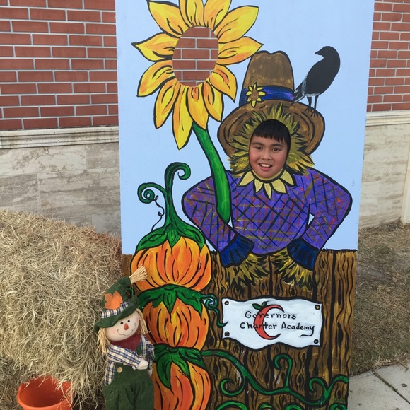 Meet your Posher, Ramon - Picture 1 of 1