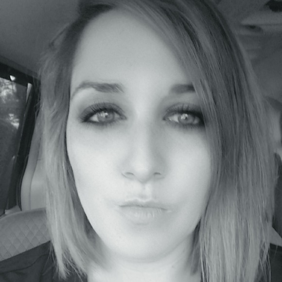 Meet your Posher, Kate