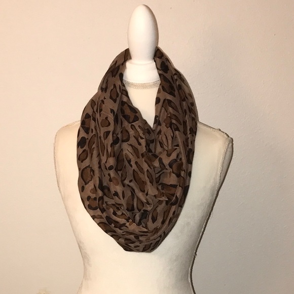 Cheetah Infinity Scarf