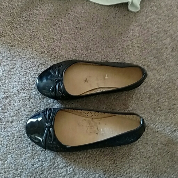 Girls shoes