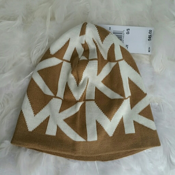 Michael Kors Accessories - 🚨LAST DAY🚨Michael Kors Beanie NWT