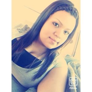 Meet your Posher, Aracely