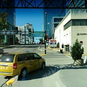 Meet your Posher, Alma