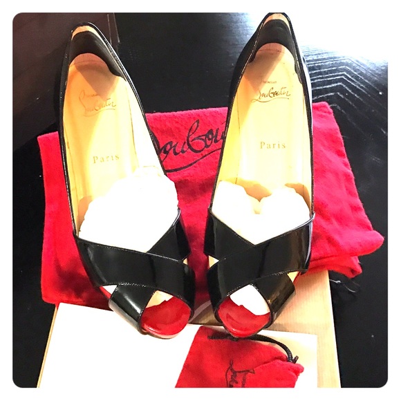 Christian Louboutin Shelley sling backs